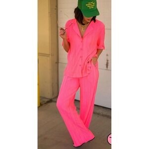 Lala The World is Yours Plisse Short Sleeve Button Down Electric Pink Size S